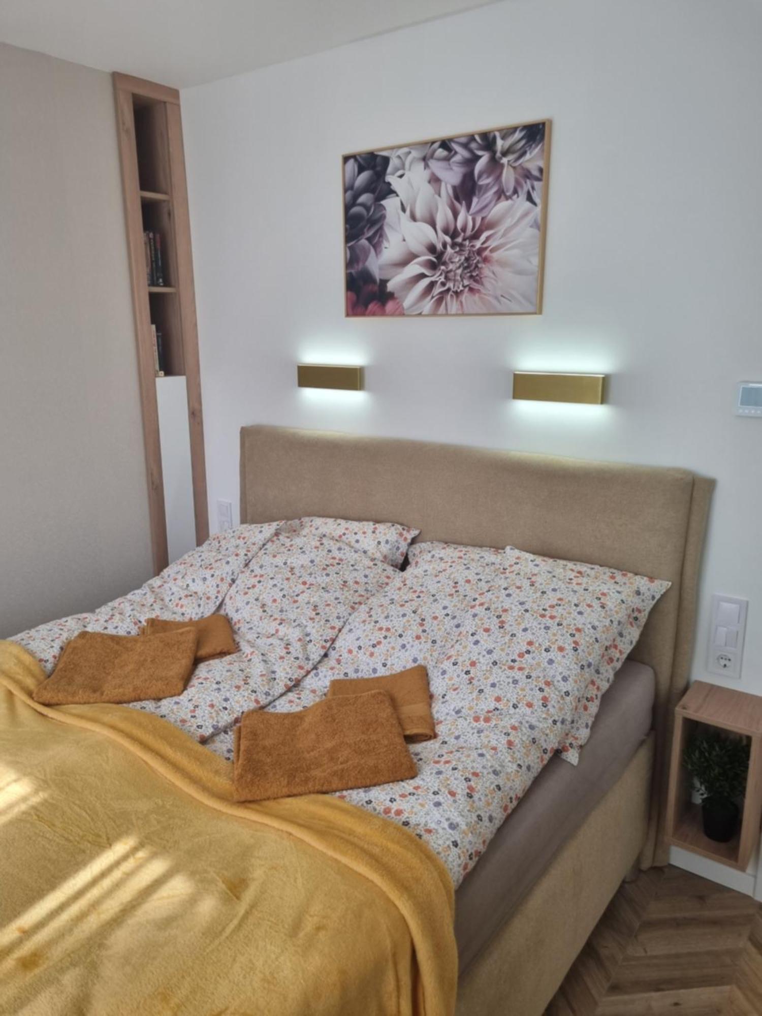 Exclusive Home Apartman Miskolc Ngoại thất bức ảnh